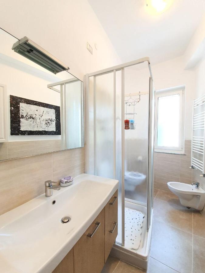 Diamond Apartment Moneglia Ngoại thất bức ảnh